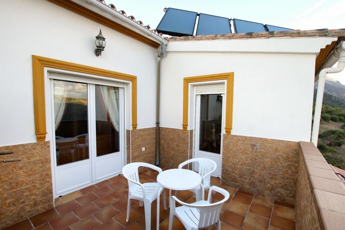 Image No.10-4 Bed Townhouse for sale