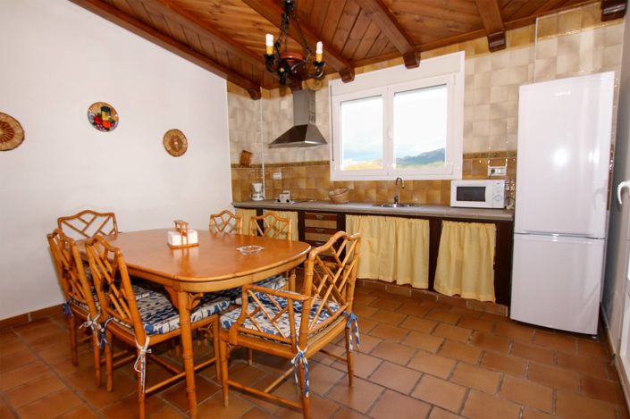 Image No.20-4 Bed Townhouse for sale