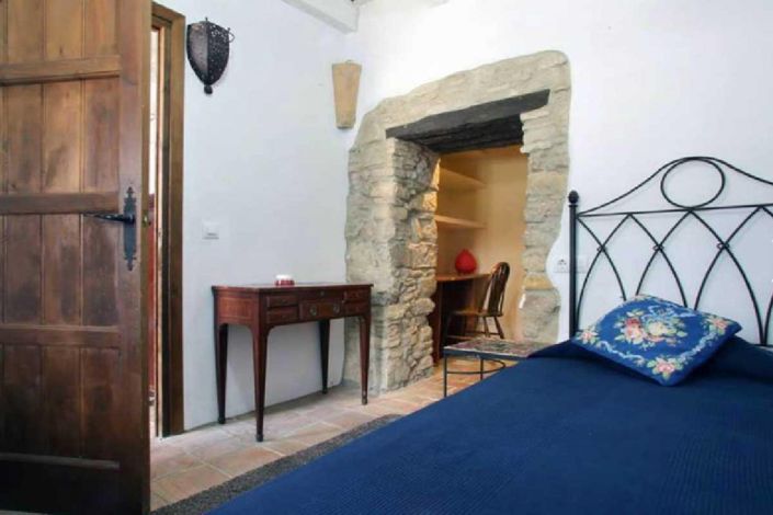 Image No.20-5 Bed Townhouse for sale