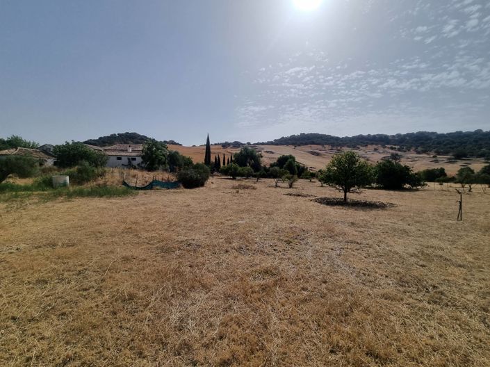 Image No.9-6 Bed Property for sale