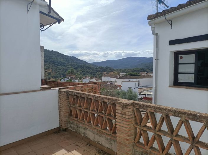 Image No.16-4 Bed Village House for sale