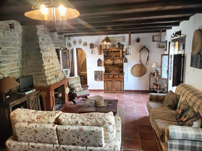 Image No.4-4 Bed Village House for sale