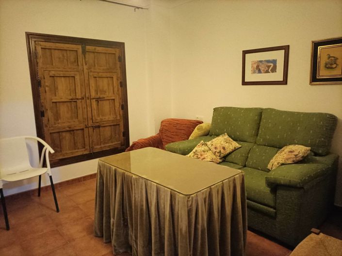 Image No.16-5 Bed Townhouse for sale