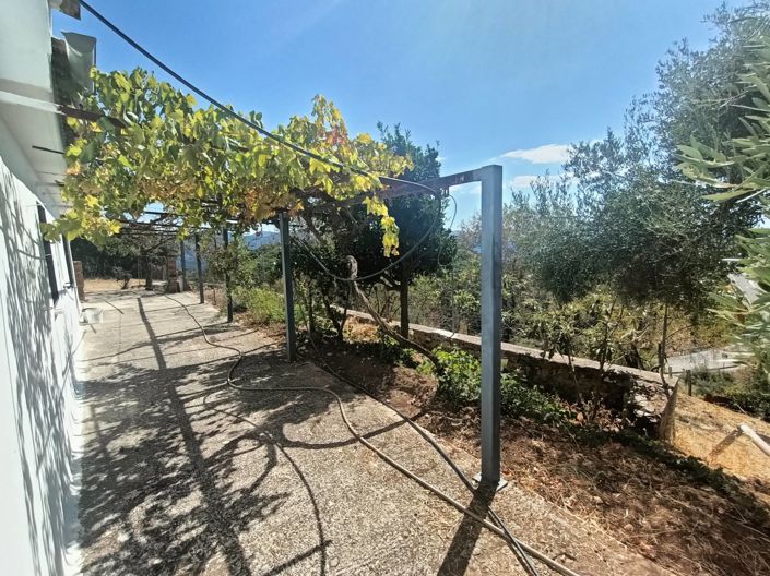 Image No.24-2 Bed Country House for sale