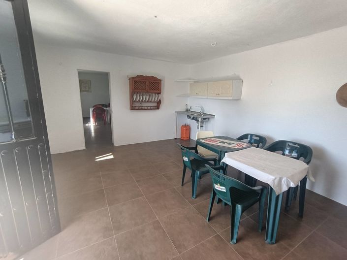 Image No.6-2 Bed Country House for sale