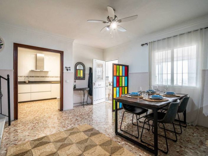 Image No.21-4 Bed Property for sale