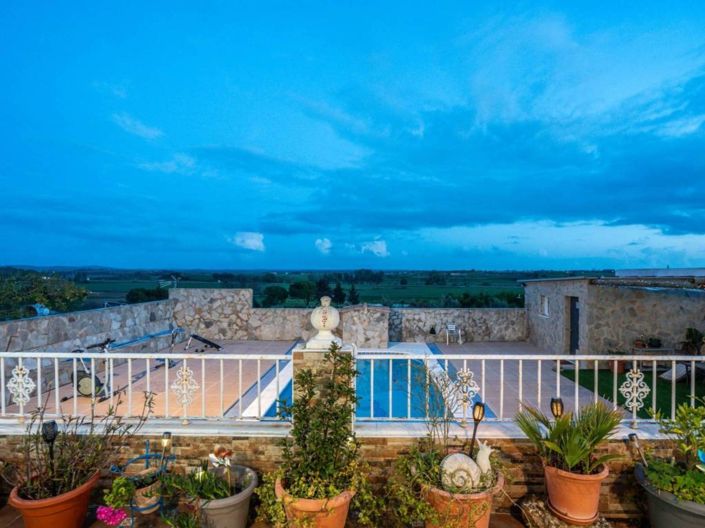 Image No.3-4 Bed Property for sale