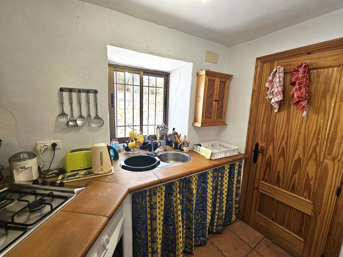 Image No.10-3 Bed Village House for sale