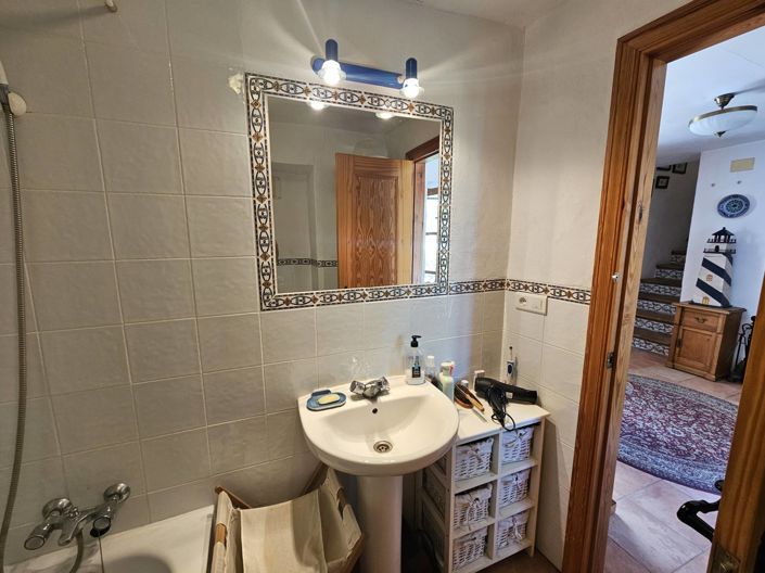 Image No.16-3 Bed Village House for sale