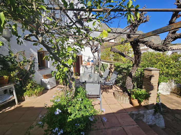 Image No.6-3 Bed Village House for sale