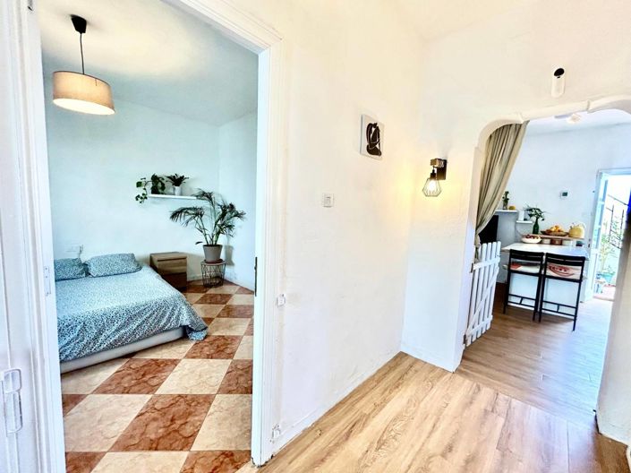 Image No.29-5 Bed Townhouse for sale