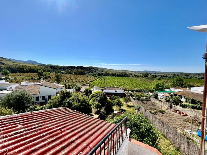 Image No.40-5 Bed Townhouse for sale