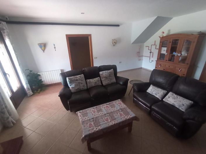 Image No.18-4 Bed Villa for sale