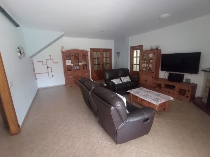 Image No.19-4 Bed Villa for sale