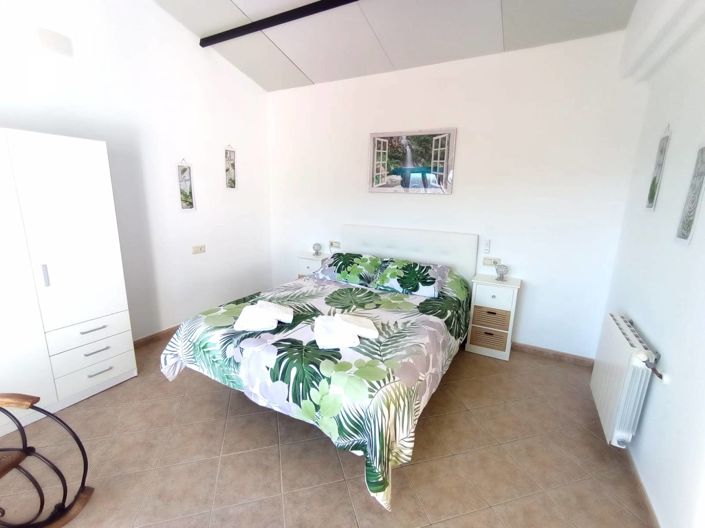 Image No.35-4 Bed Villa for sale