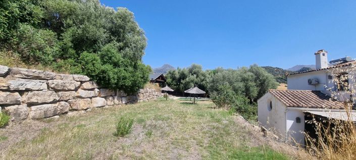 Image No.21-6 Bed Property for sale