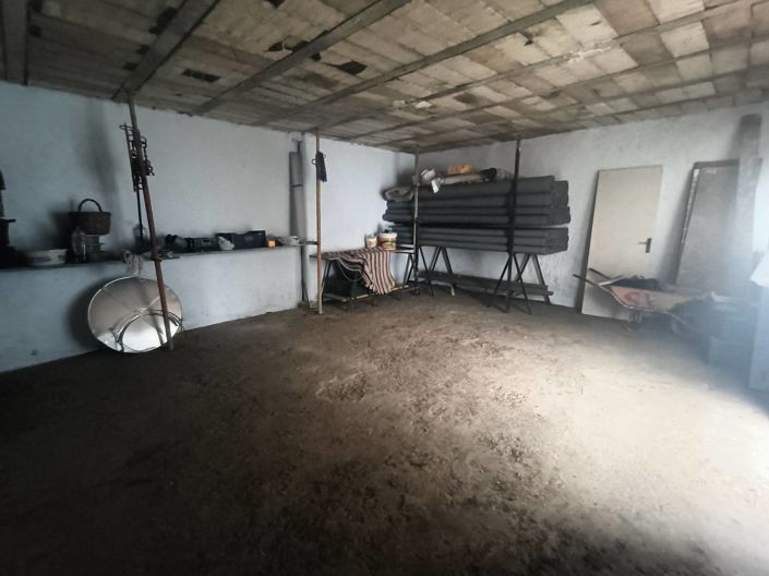 Image No.21-6 Bed Townhouse for sale