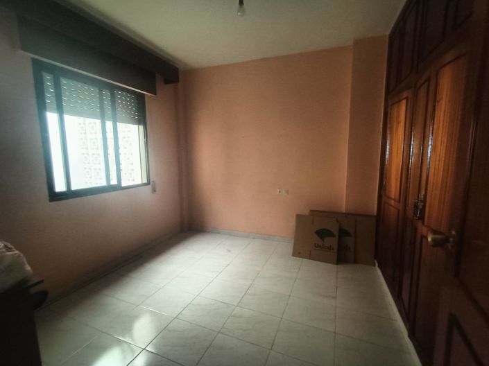 Image No.4-6 Bed Townhouse for sale