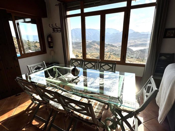 Image No.18-4 Bed Country House for sale