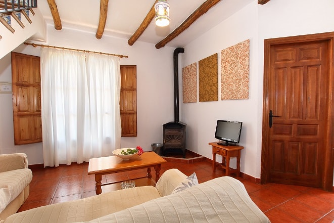 Image No.26-17 Bed Property for sale