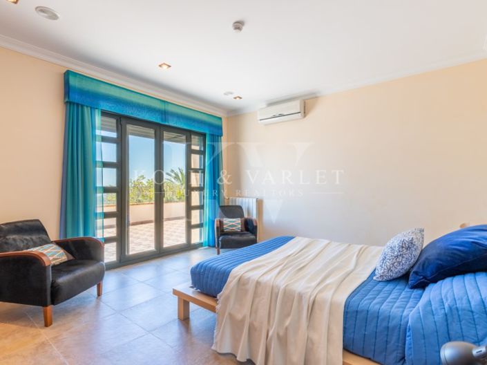 Image No.29-5 Bed Villa for sale