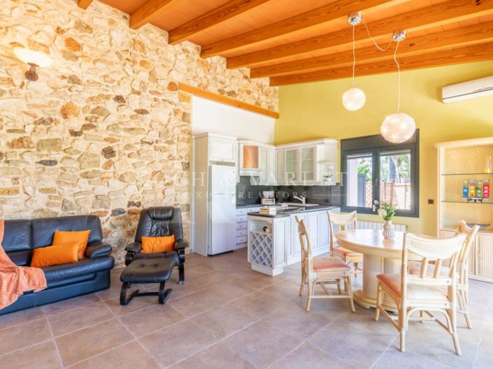 Image No.54-5 Bed Villa for sale