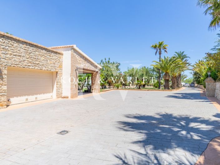 Image No.90-5 Bed Villa for sale