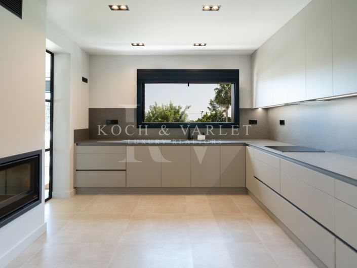 Image No.23-3 Bed Villa for sale