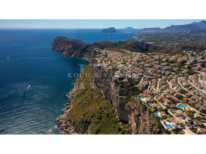 Image No.2-5 Bed Villa for sale