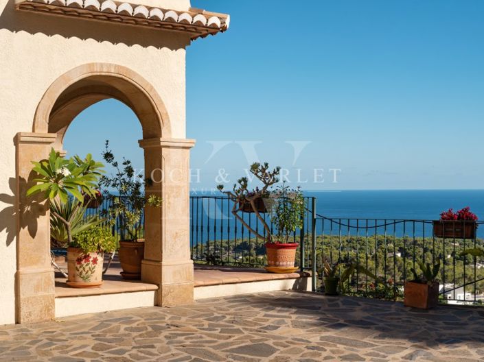 Image No.1-5 Bed Villa for sale