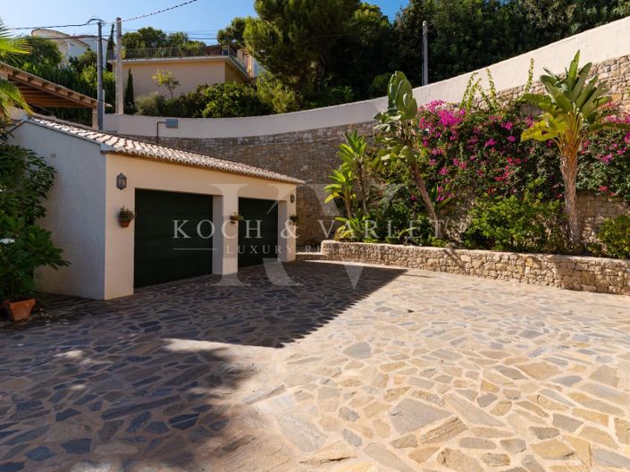 Image No.12-5 Bed Villa for sale