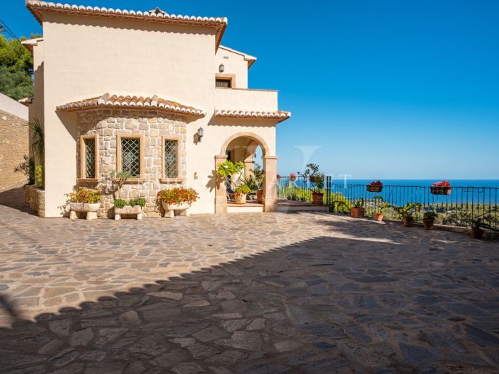 Image No.16-5 Bed Villa for sale