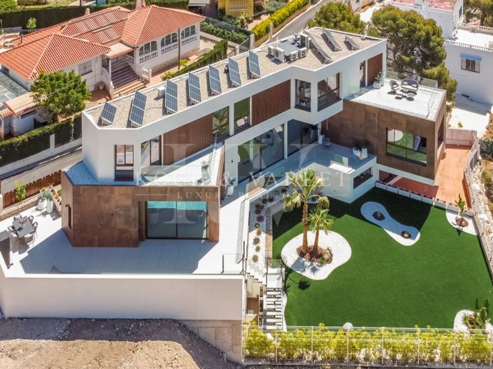 Image No.52-4 Bed Villa for sale