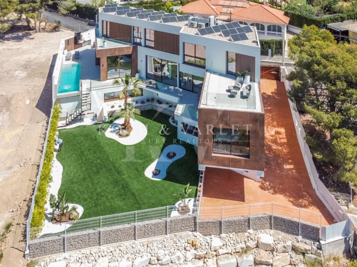 Image No.54-4 Bed Villa for sale