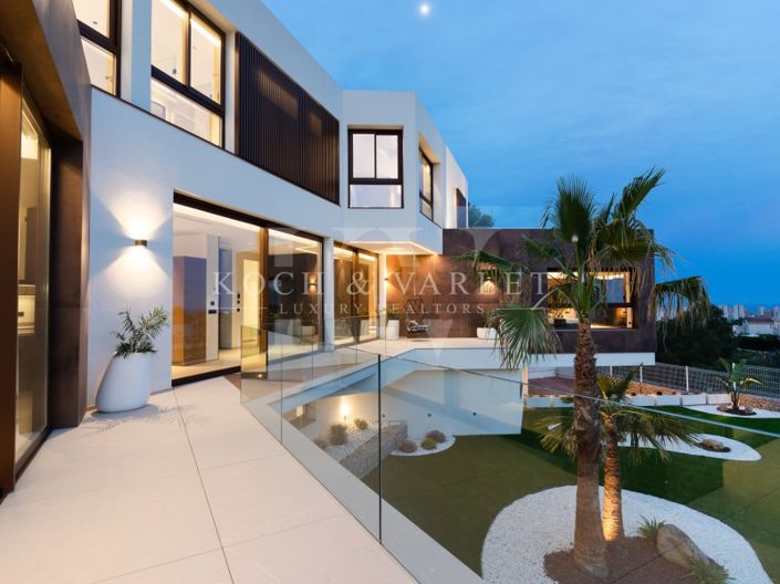 Image No.7-4 Bed Villa for sale