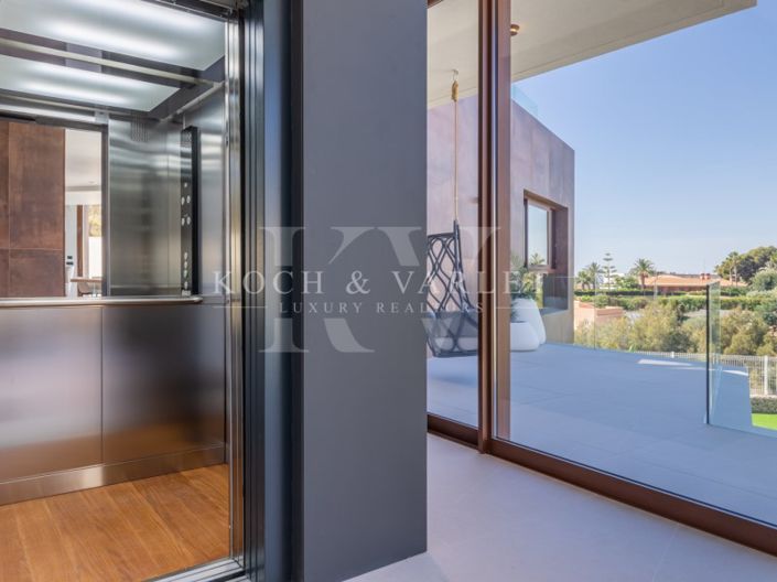 Image No.73-4 Bed Villa for sale