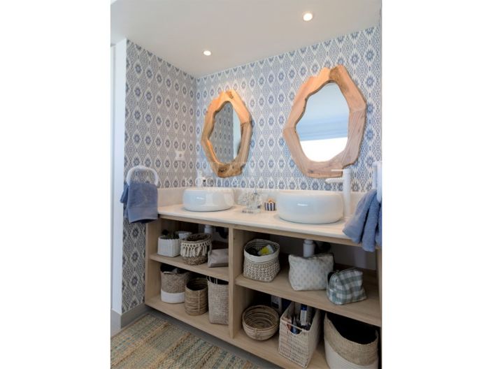 Image No.42-5 Bed Villa for sale