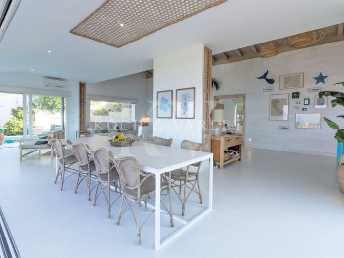 Image No.9-5 Bed Villa for sale