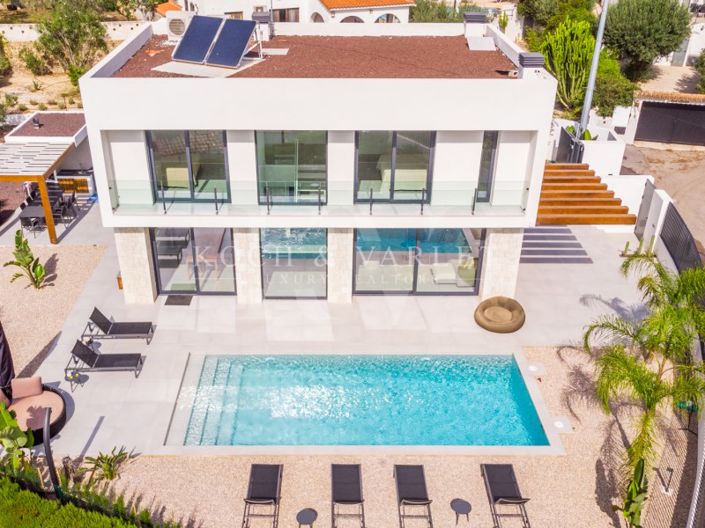 Image No.36-4 Bed Villa for sale