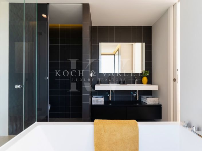 Image No.22-4 Bed Villa for sale