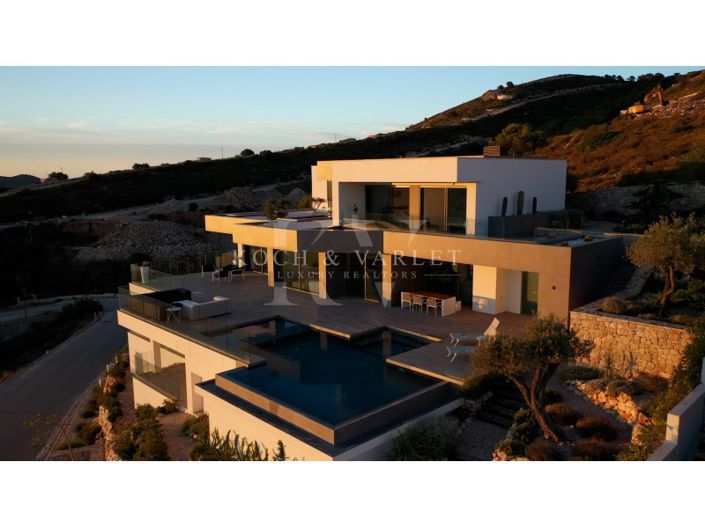 Image No.34-4 Bed Villa for sale