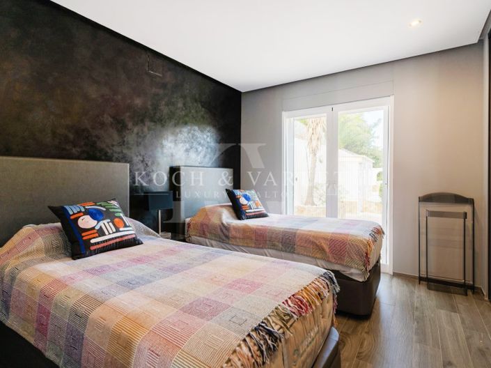 Image No.23-5 Bed Villa for sale