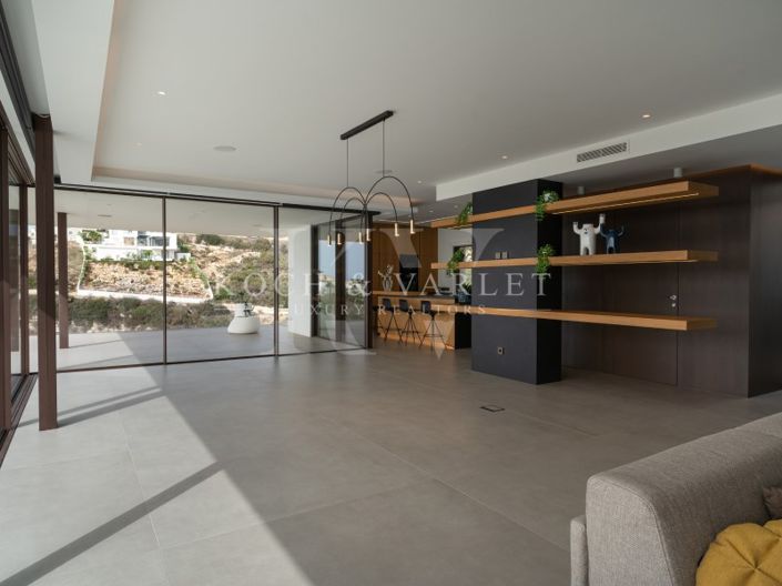 Image No.16-5 Bed Villa for sale