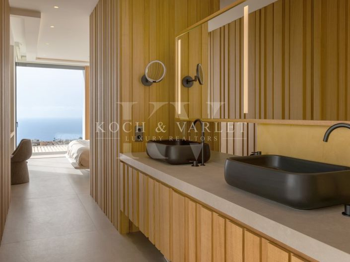 Image No.38-5 Bed Villa for sale