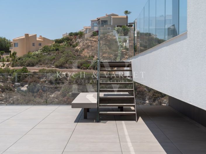 Image No.73-5 Bed Villa for sale