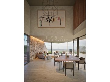 id10097f01-0000-0500-0000-0000135c745f