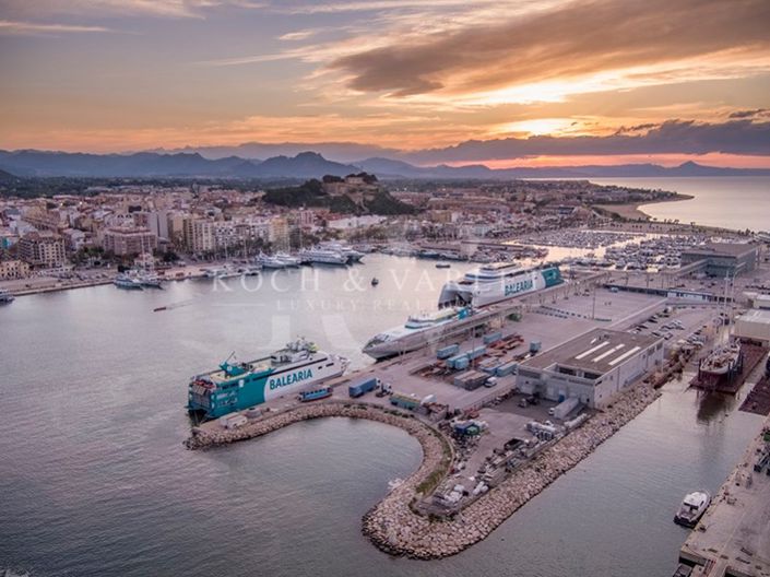 Image No.16-4 Bed Villa for sale