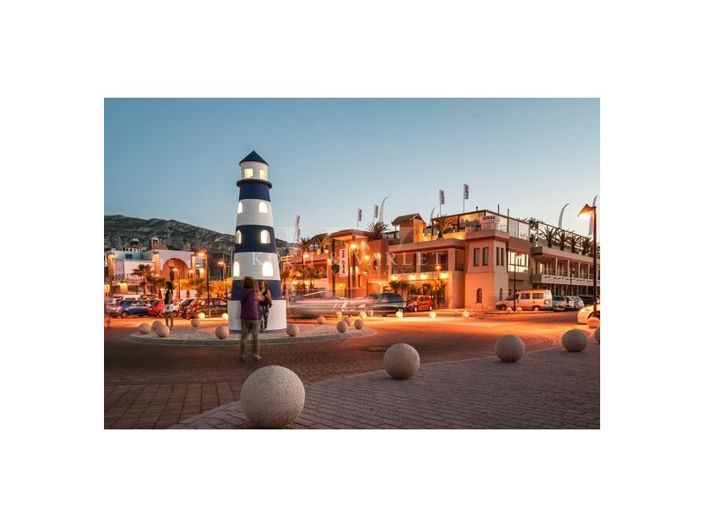 Image No.18-4 Bed Villa for sale