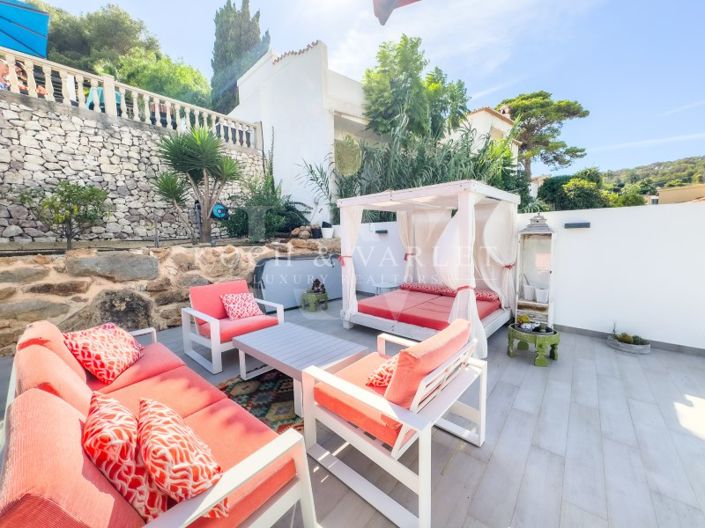 Image No.39-4 Bed Villa for sale