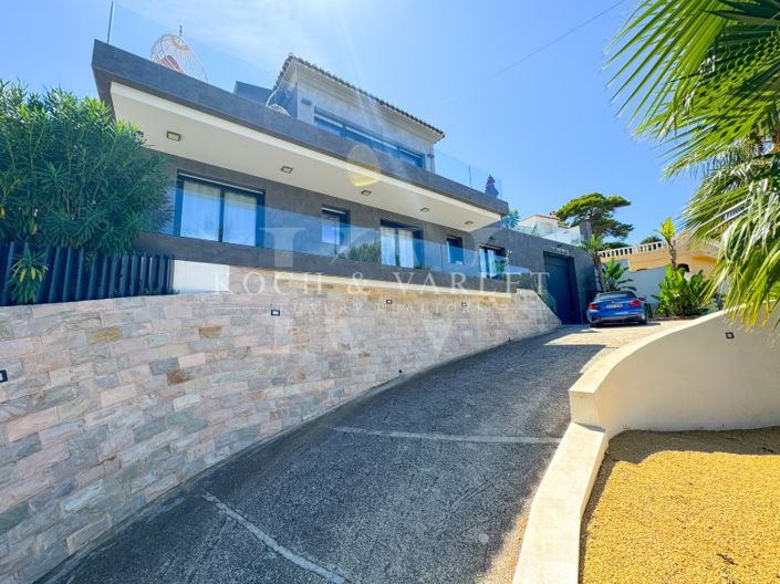 Image No.55-4 Bed Villa for sale